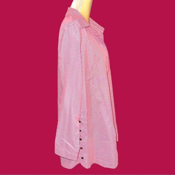 Hot pink checkered longer hem button up blouse - Picture 9 of 13